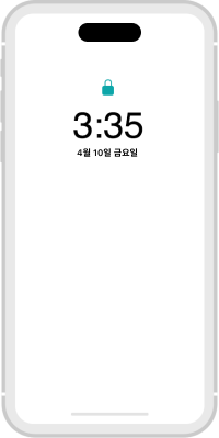 시계가 표시된 흰색 전화기