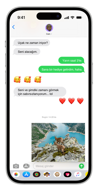 Kısa mesaj içeren telefon ekranı