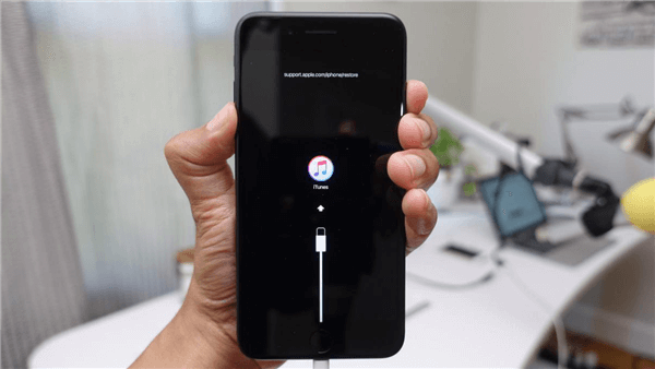 Put Your iPhone to Recovery Mode